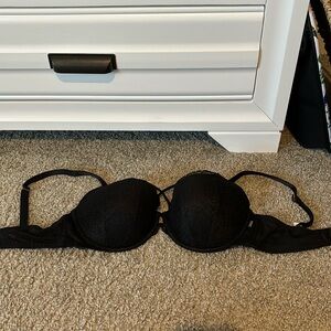 Victoria secret/Pink ‘Date Push-up’ Black Lace 34DD Bra